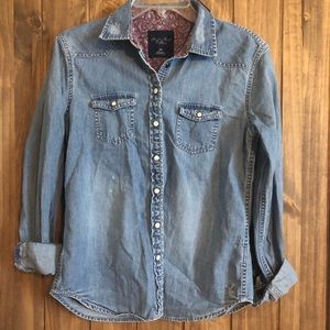 American Eagle outfitters denim long sleeve